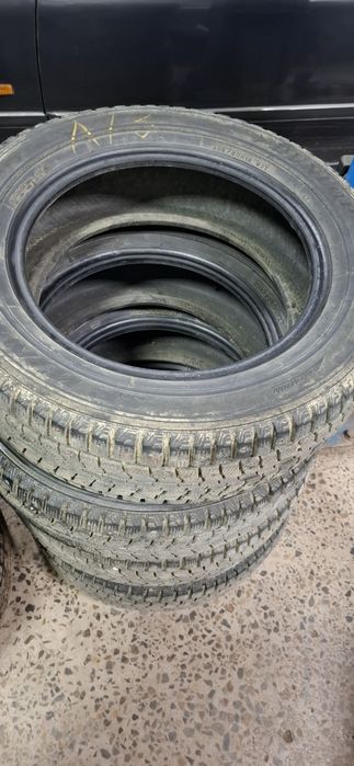 Продам зимние покрышки
