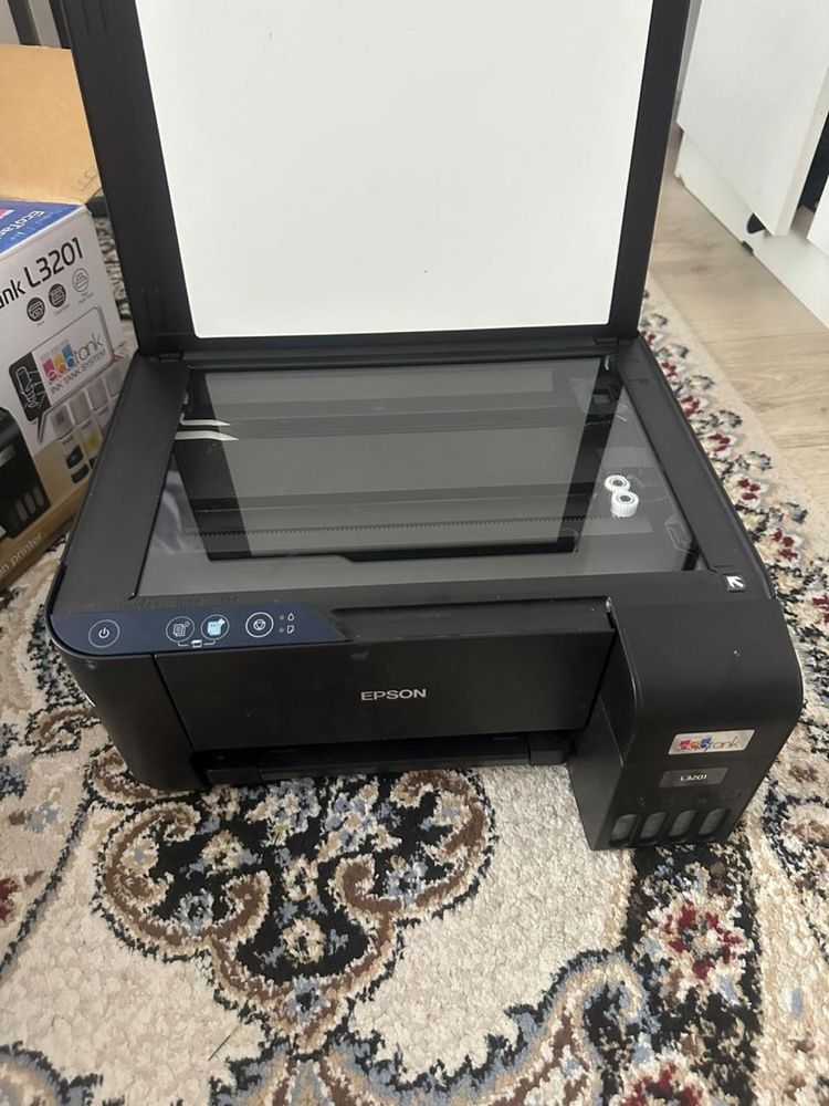 EPSON цветной приннтер