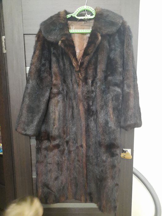 Продам шубу  б/у