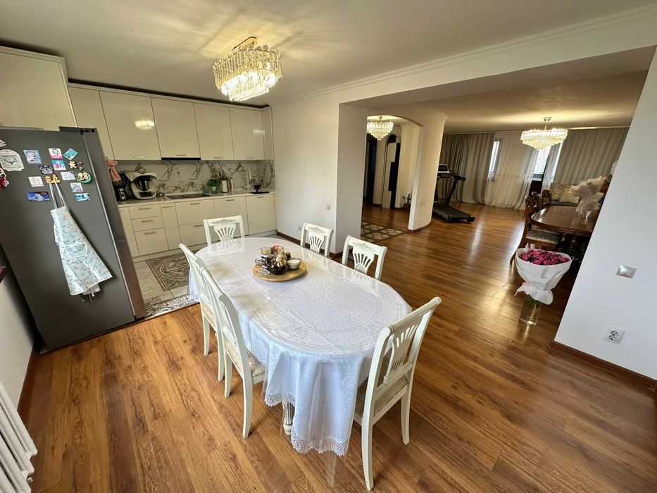 В продаже 4х ком квартира Утепова 31/4