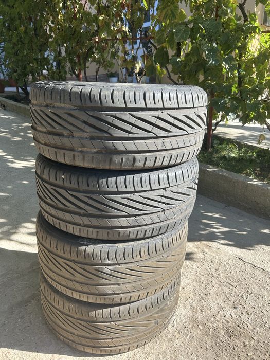 Vând cauciucuri 235/45/R17