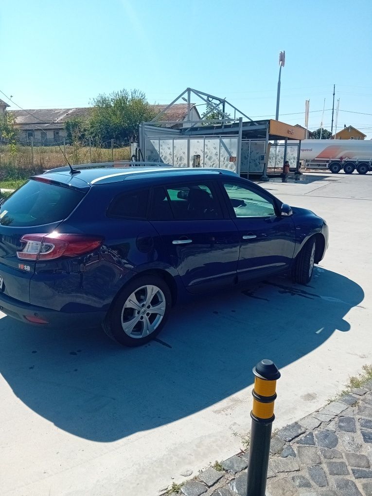 Vând Renault megane 3