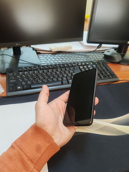 Samsung A54 5G 8/256gb(2025)ideal ochilmagan usta kurmagan aybi yuq