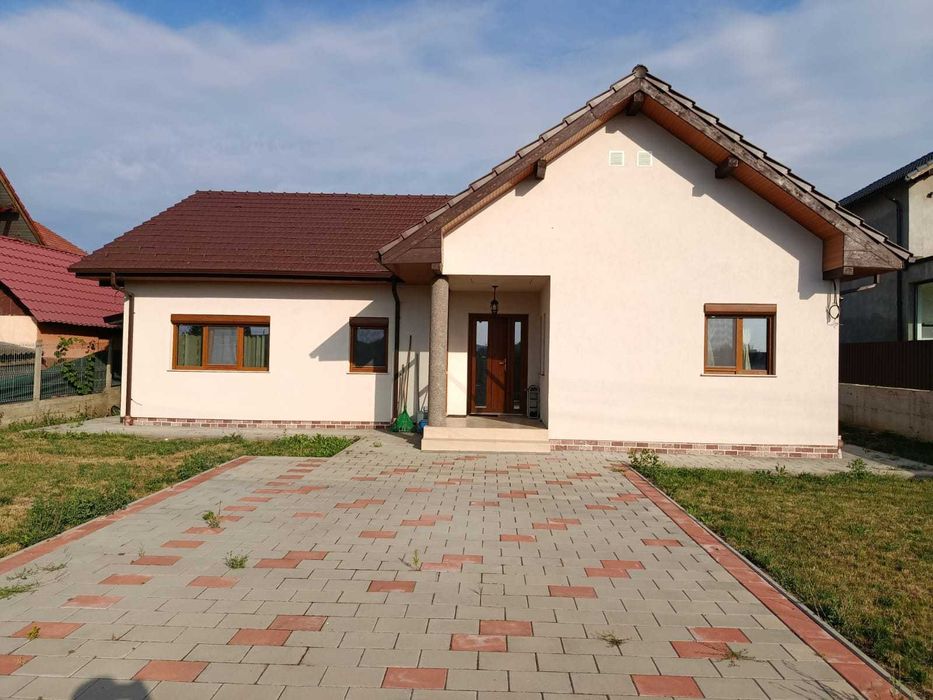 Casă de vânzare în Sânnicoara lângă Cluj-Napoca - fără agenție!