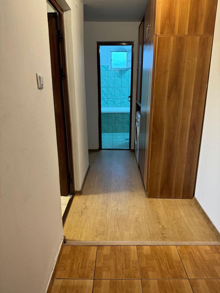 Inchiriez apartament 2 camere zona Canta