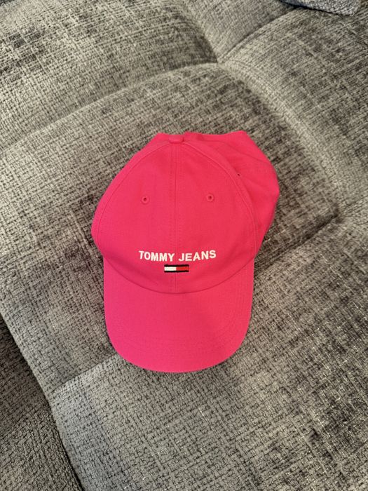 Sapca Tommy Jeans One size Ca Noua Pret : 49 lei