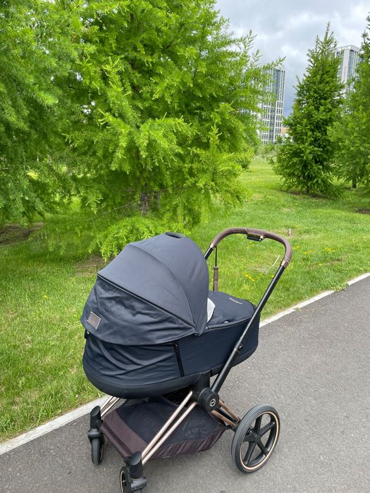 Люксовая почти новая коляска Cybex Priam III  2в1