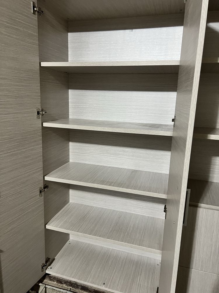 Продам шкаф для офиса, можно и для дома