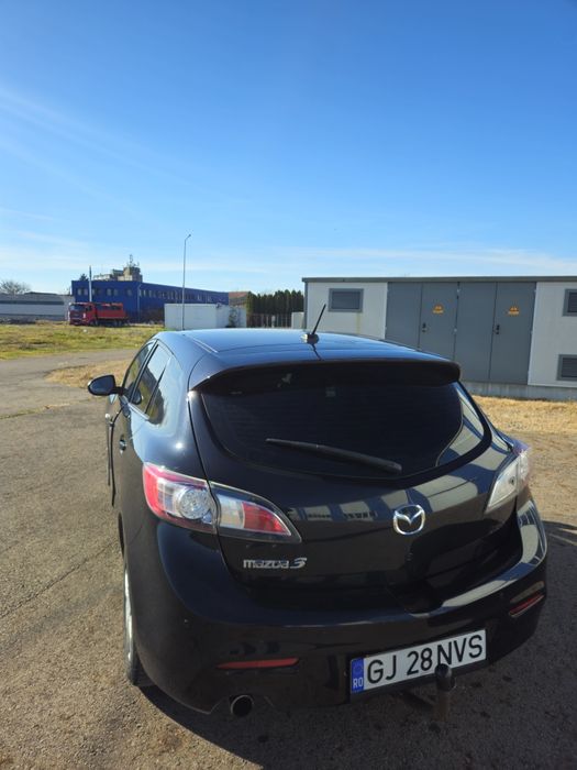 Vând Mazda 3 2.0 MZR DISI 152 CP