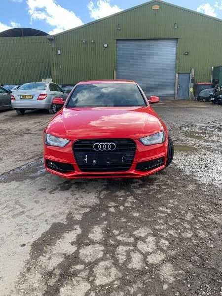 Dezmembrari piese AUDI A4 B8 2.0 TDI Facelift S-Line