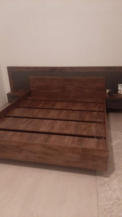 Продаем почти новую спальнюю гарнитуру