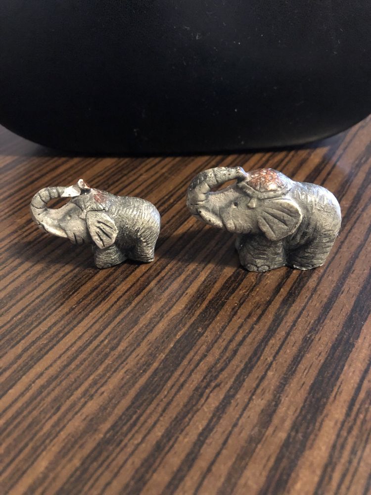 Elefanti de colectie ornament casa/ obiecte de birou