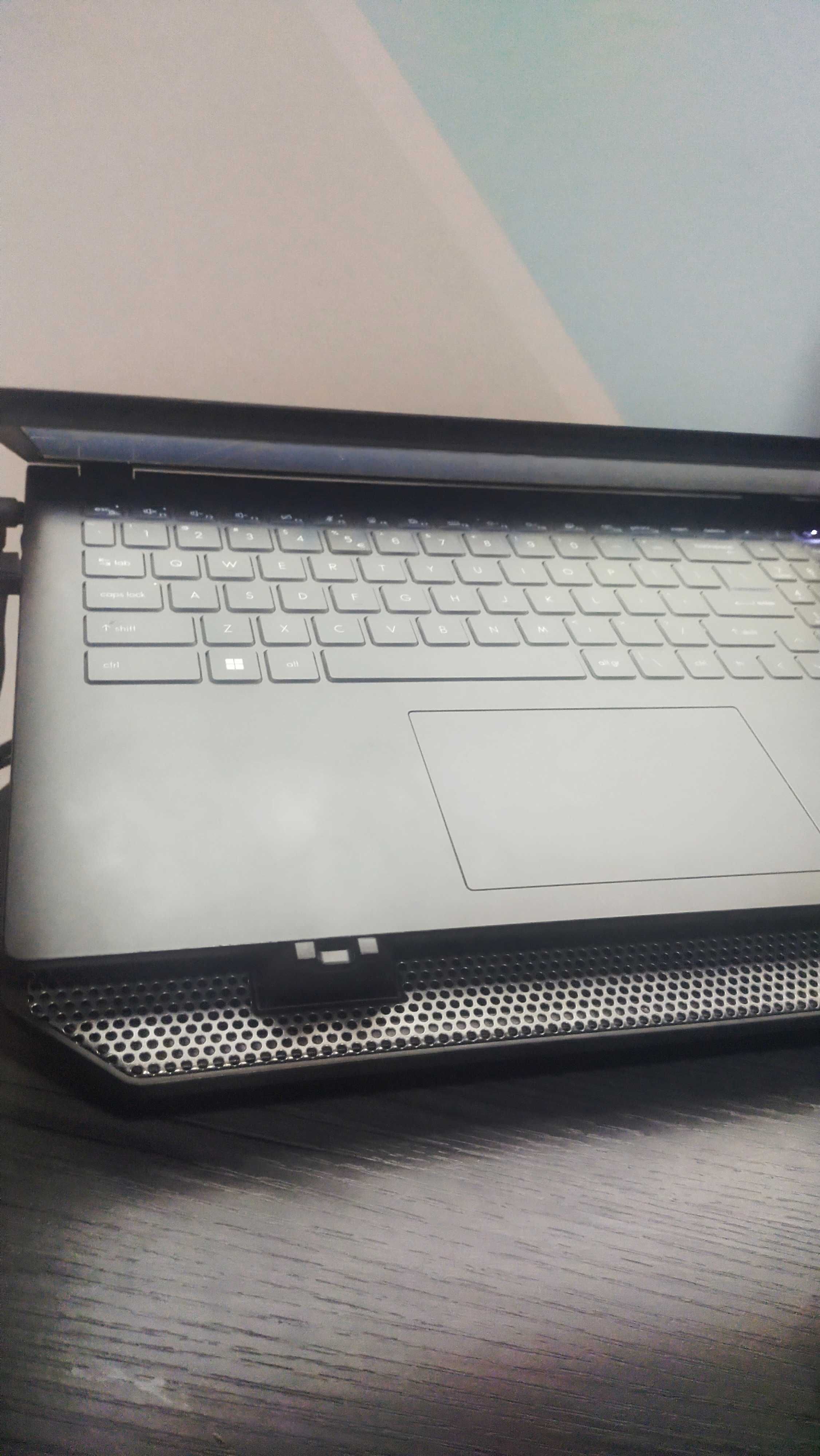 MSI Modern 15 B12M noutbuki. Holati a'lo.