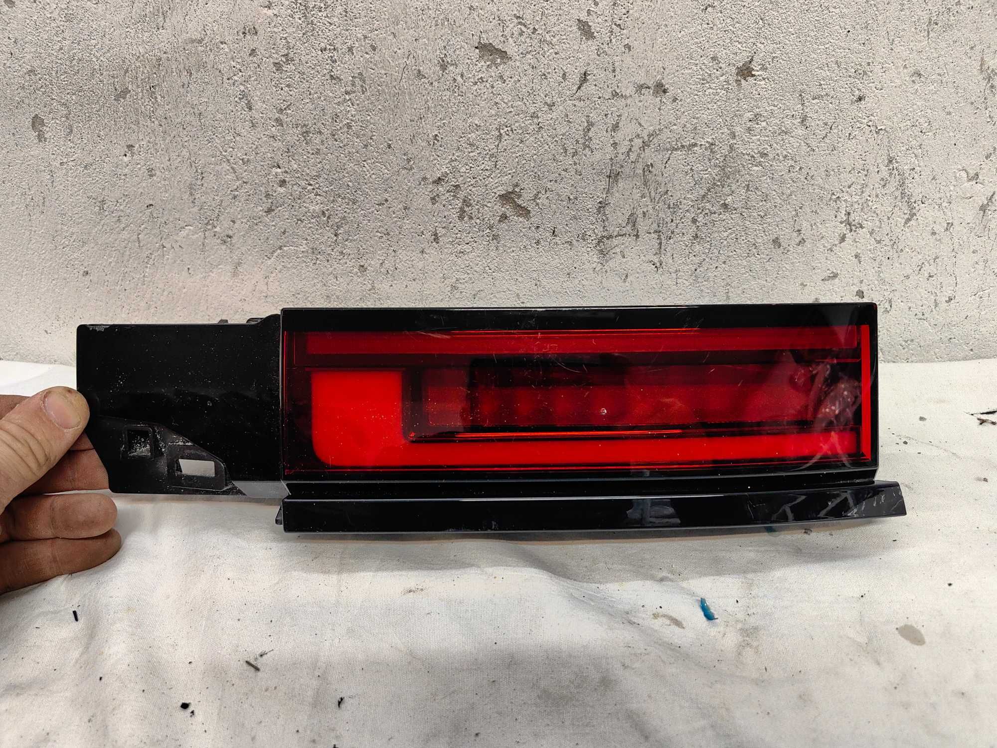 Оригинален стоп Land Rover Range Rover Sport MK3 2022 Led