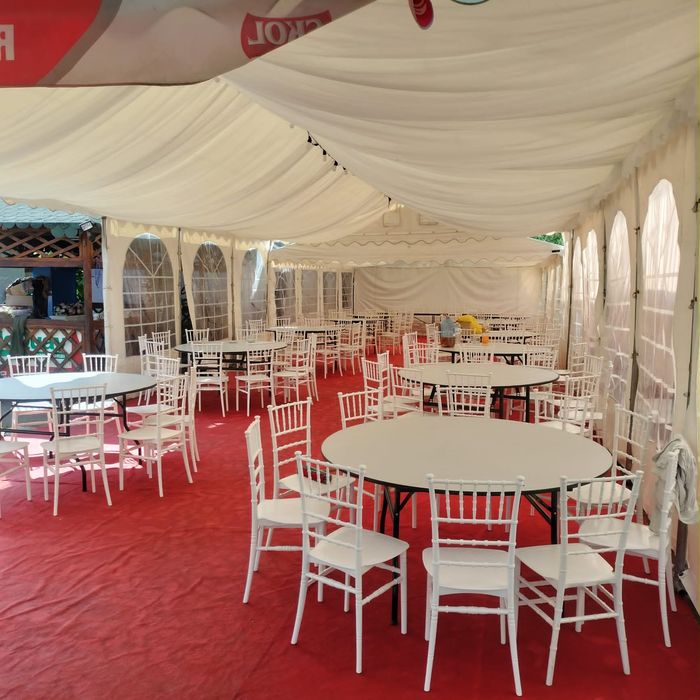 Mese rotunde 10 persoane