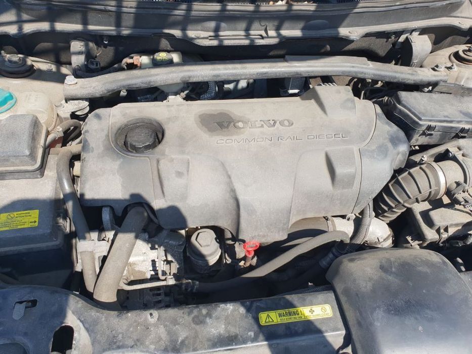 rezervor capac fulie motor pompa injectie rampa injectoare pompa motorina rezervor volvo xc90 2004 motor 2.4D 163cp dezmembrez dezmembrari