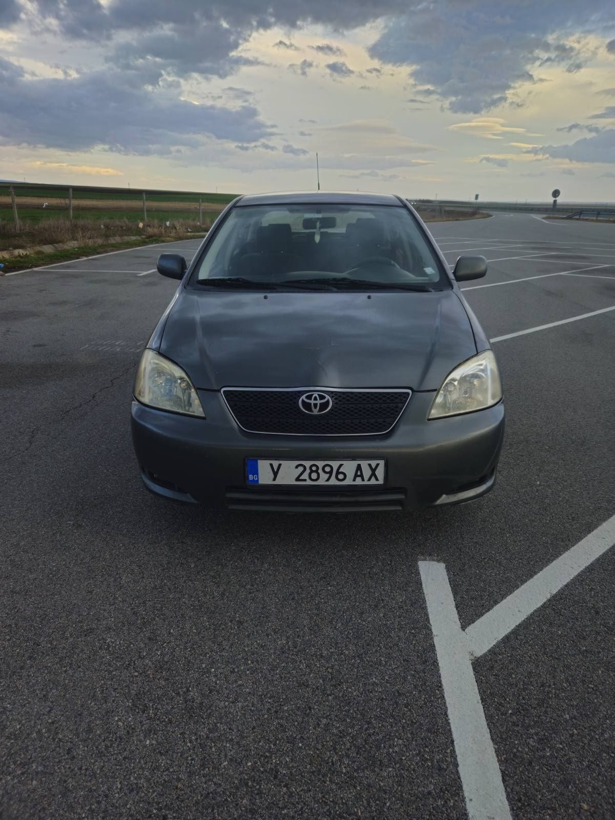 TOYOTA Corolla  1,4 бензин/газ