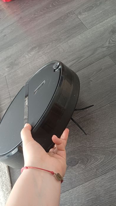 Робот прахосмукачка Roborock E4.