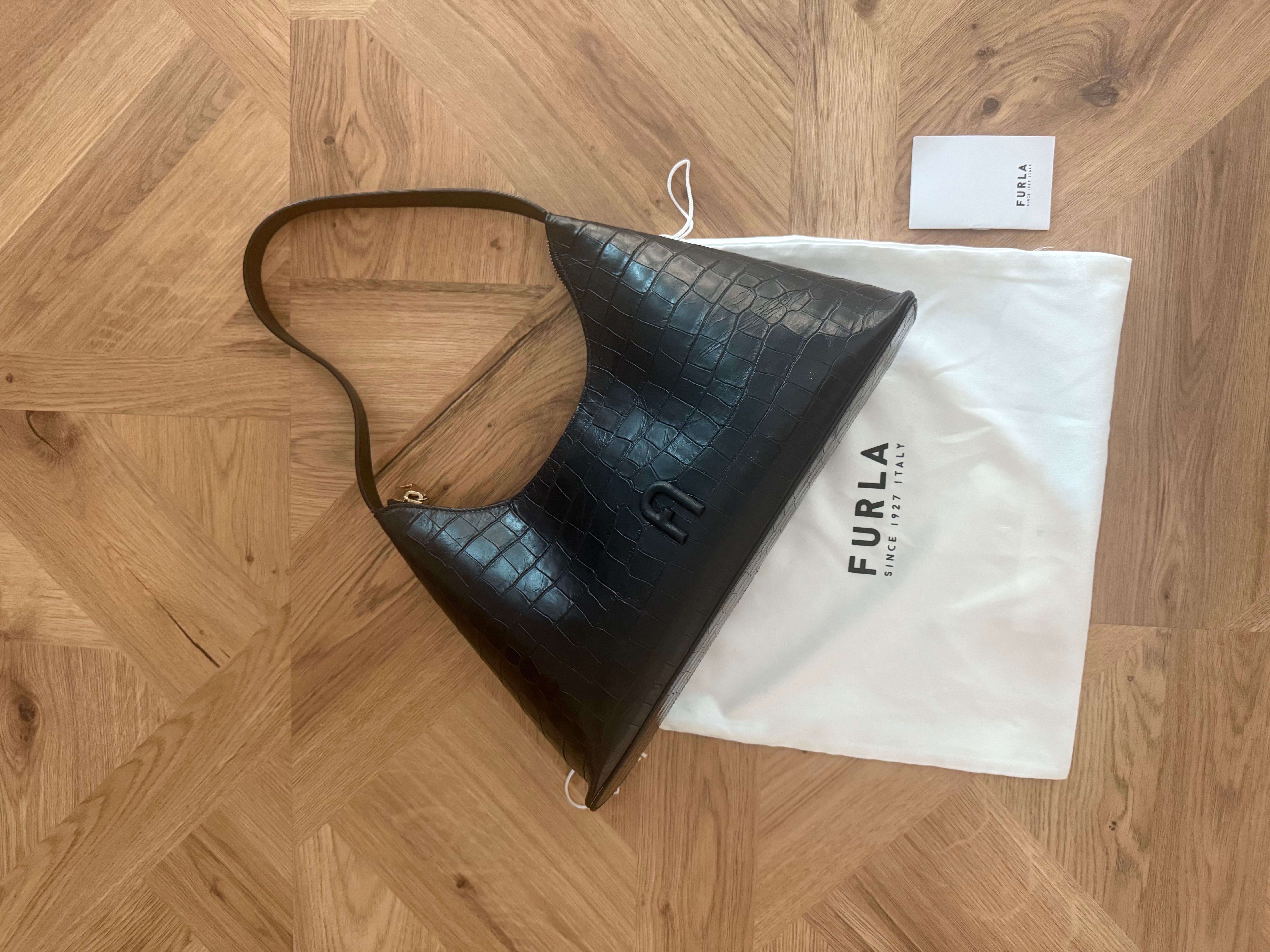Оригинална чанта FURLA DIAMANTE