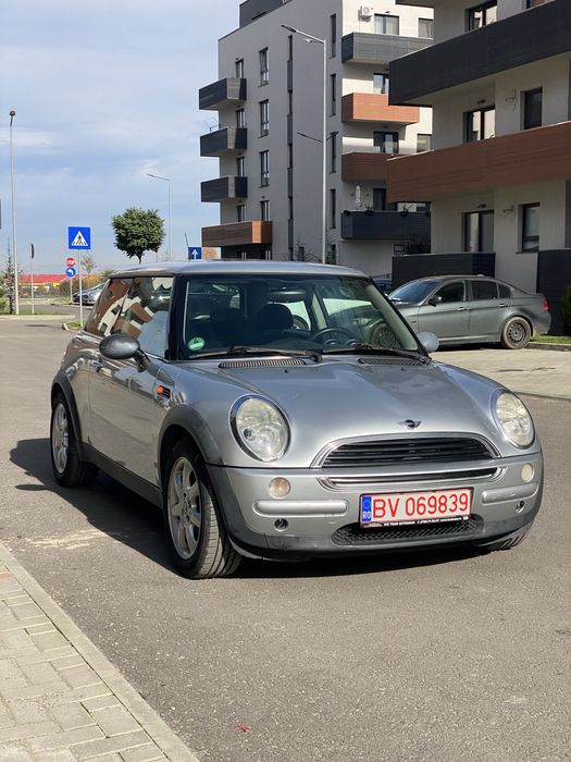 Vand/schimb Mini cooper 1.6 benzina 116 cp