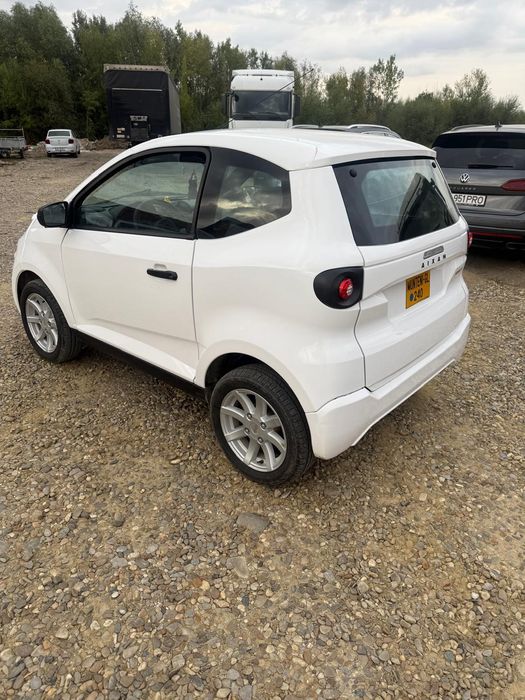 Aixiam miniauto ( masina 16 ani)