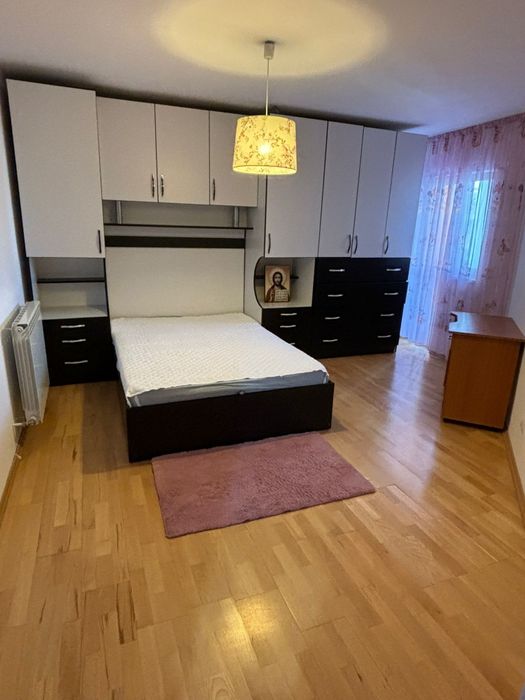 Închiriez apartament 2camere