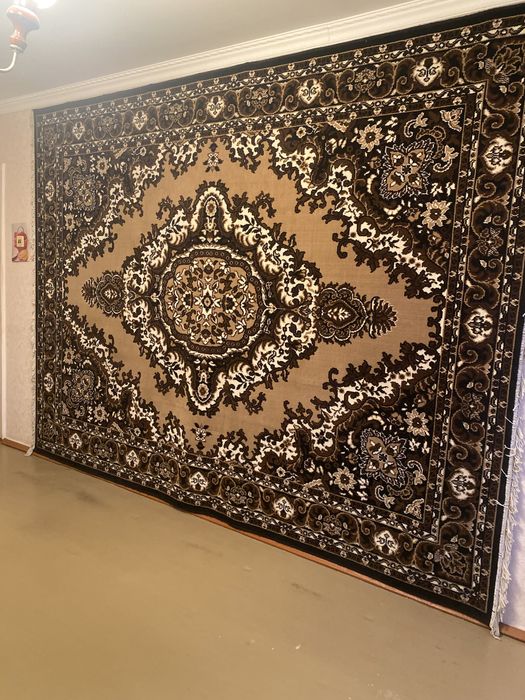 Продам ковер хорошего качества