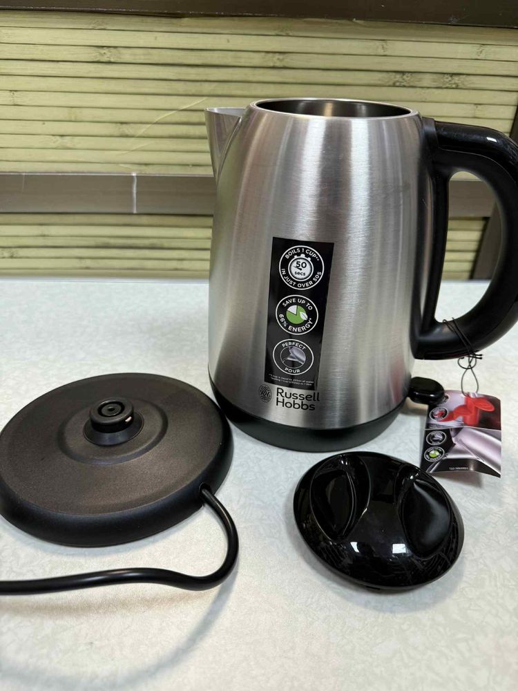 Електрическа кана Russell Hobbs