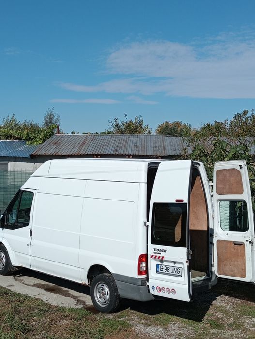 Vând Ford Transit