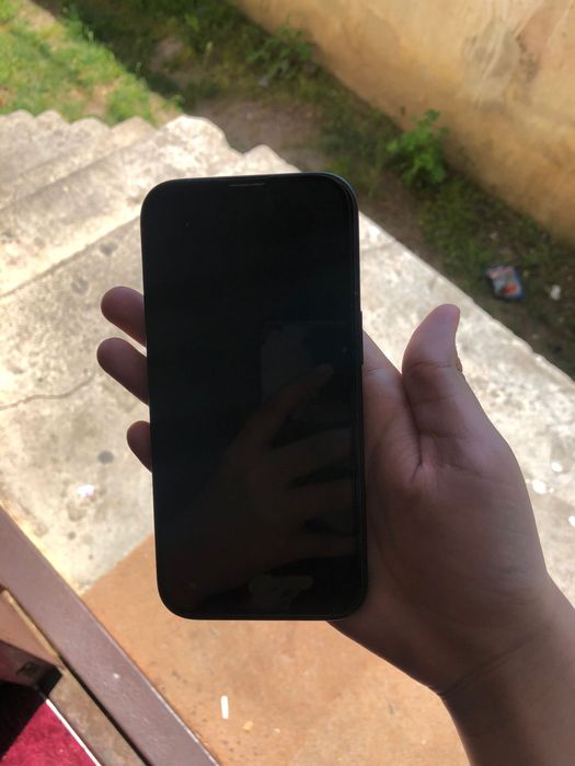 Vand sau schimb iphone 15