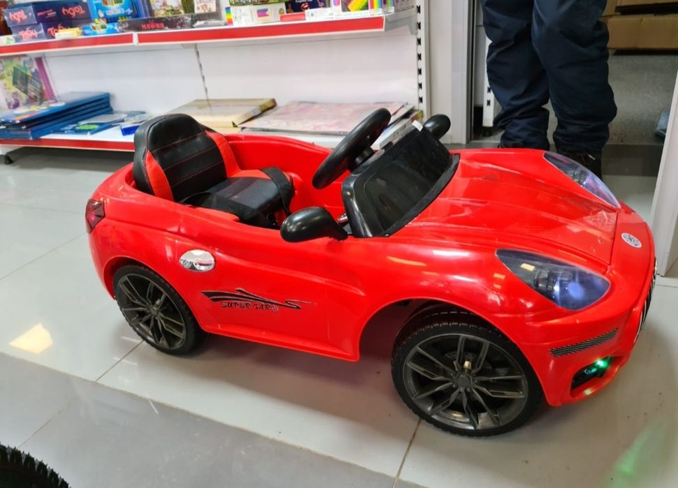 Детский электромобиль