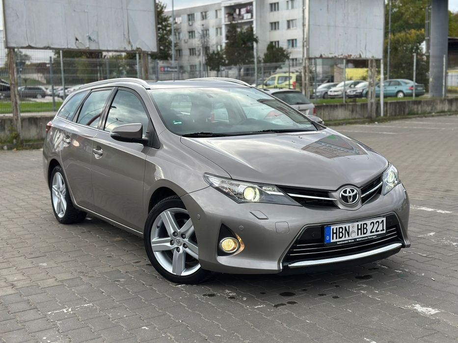 Toyota Auris Touring Sports 2.0 Diesel D-4D 2014