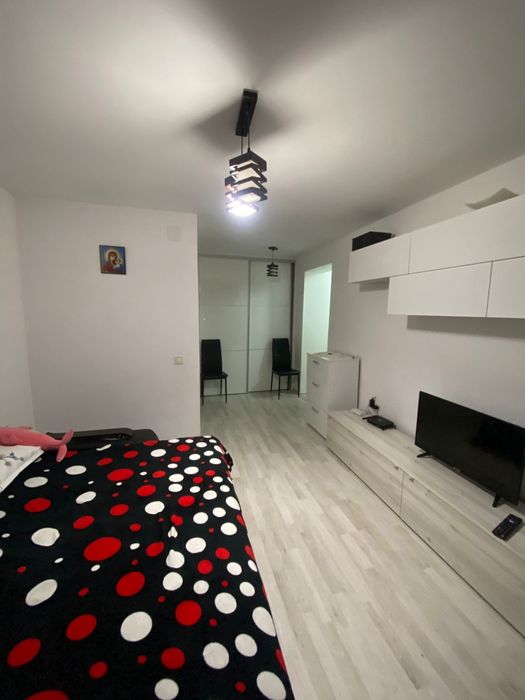 Închiriere garsoniera