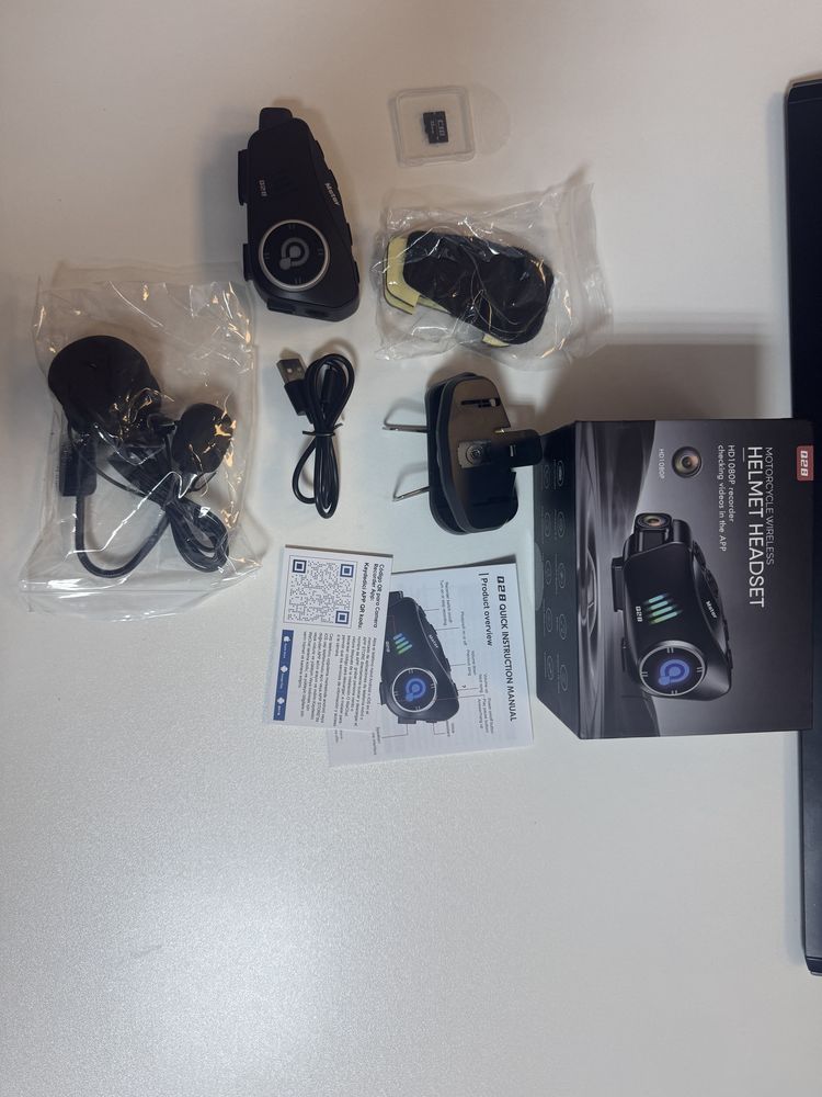 Sistem comunicare casca moto bluetooth camera integrata 1080p