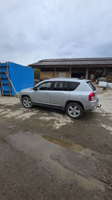 Vand - schimb Jeep Compass 2013 ,4x4  anvelope noi jante 18"