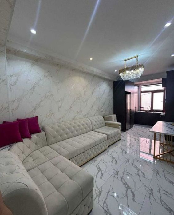 Яккасарайский район. новостройка Саламатина. 2/2/8  60м2