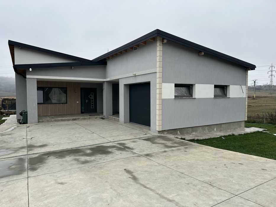 Casa  noua MOBILATA