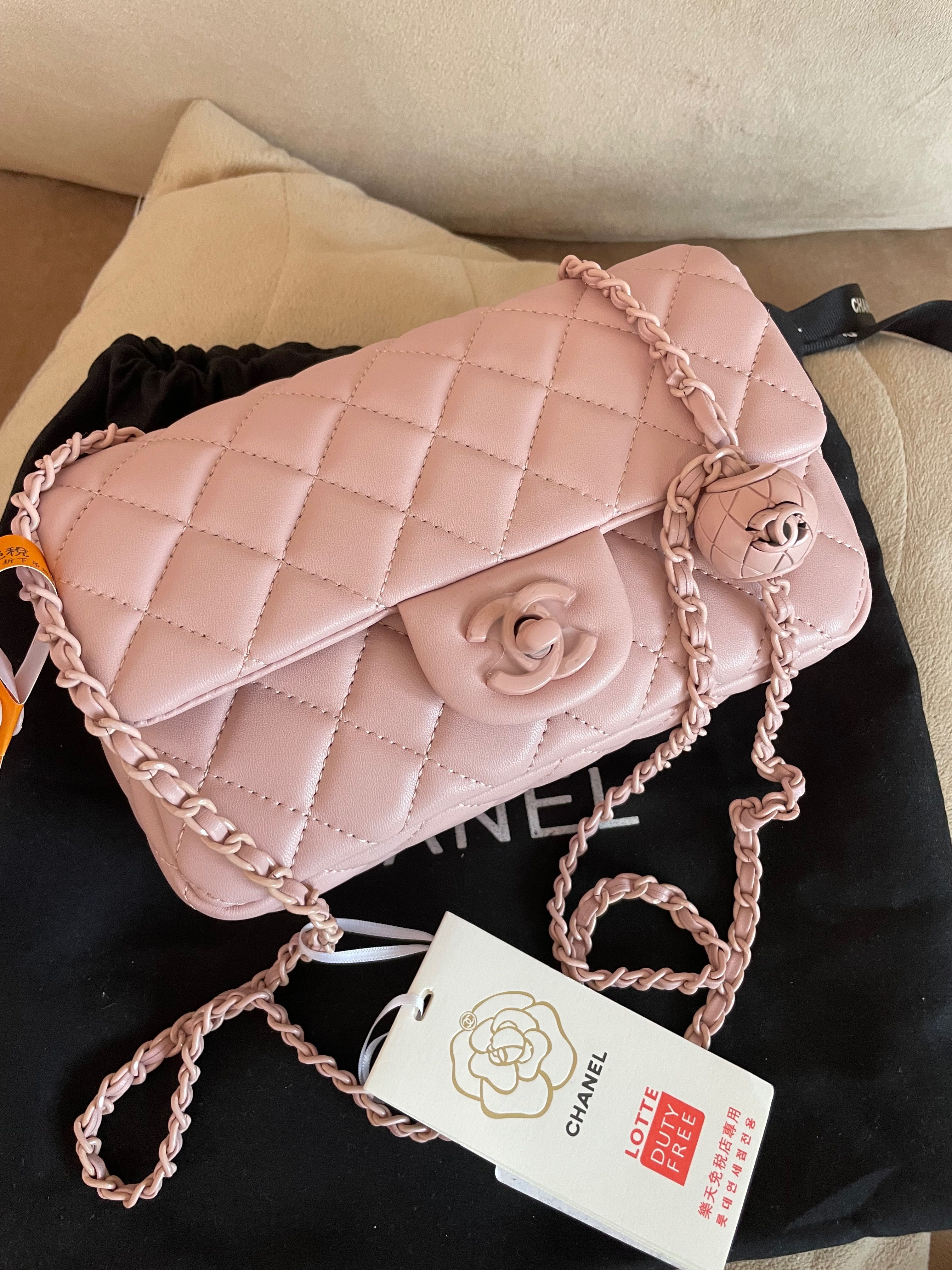 Дамска чанта CHANEL