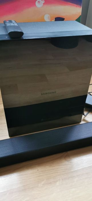 Vând Soundbar Samsung HW-K450 + Subwoofer