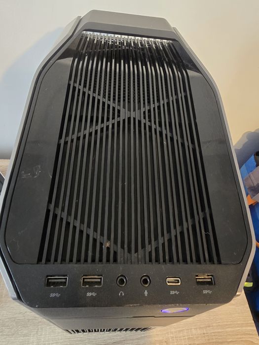 Unitate gaming Alienware Aurora R7 I5 gen 8 Video Gtx 1060 6gb 16GB