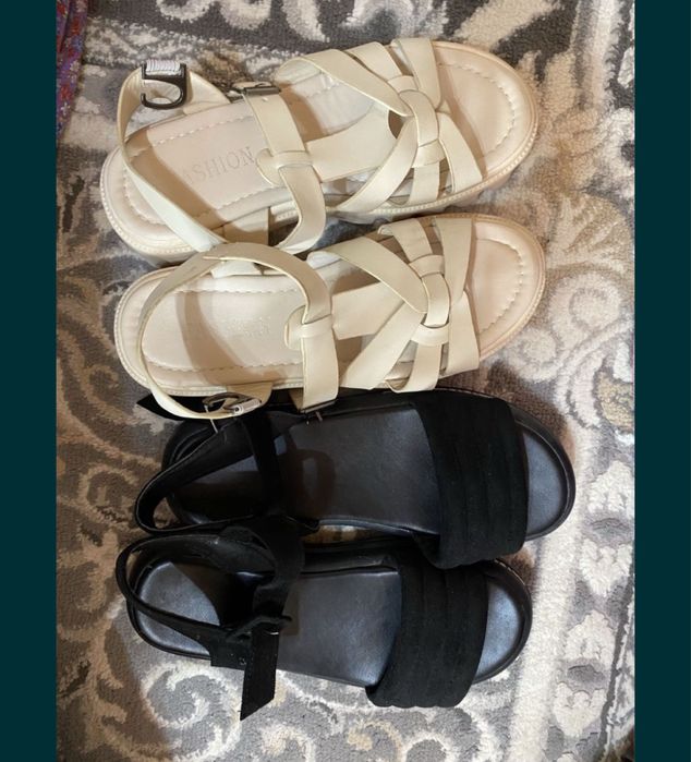 Әйелдер киімі аяқ киім