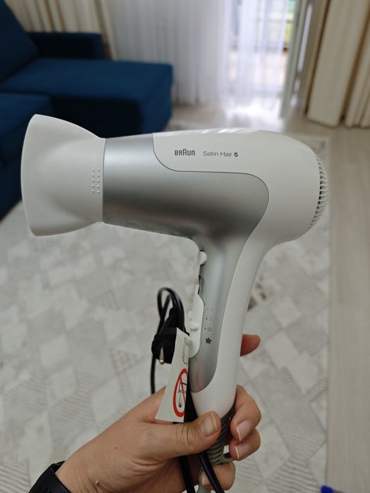 Фен для волос Braun