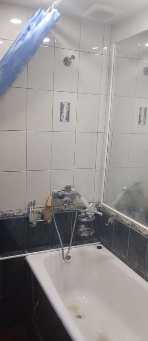 3хонали Уй сотилади.