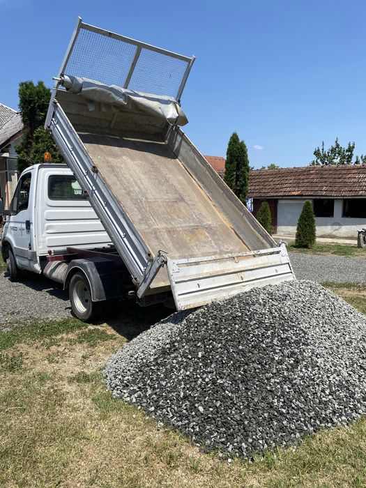 Transport basculabil nisip, balast, piatra