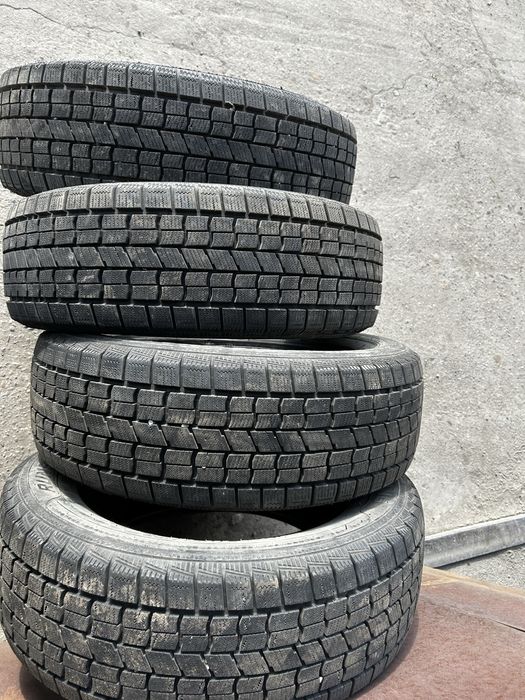 Продам шины почти новый