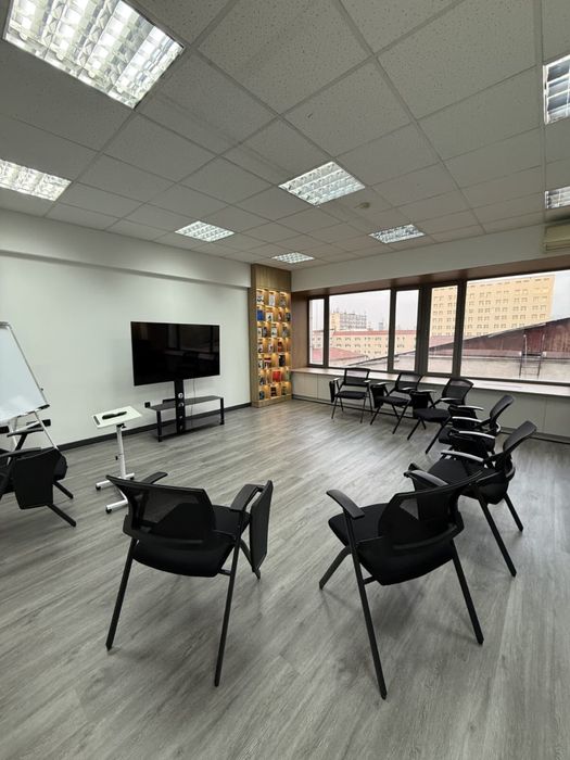 Конференц зал в центре Алматы от 1 до 20 человек