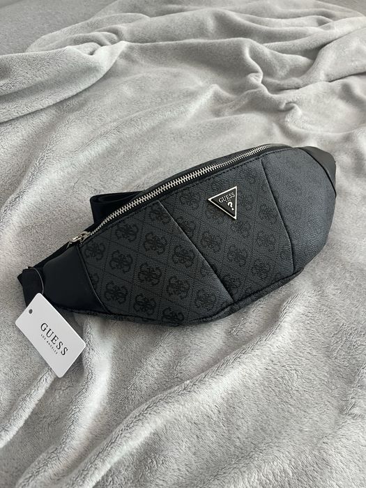 GUESS мъжка чанта тип паласка за кръст унисекс нова