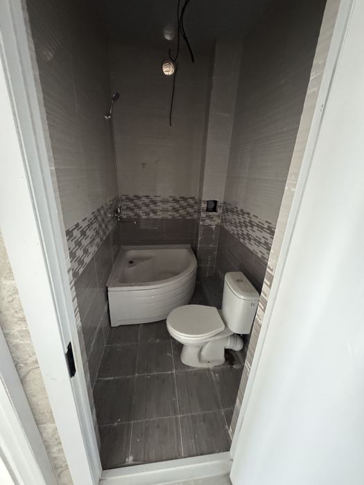 Прадаетса дом икатеж