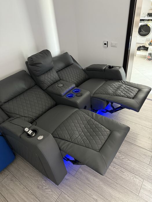 Canapea(PS gaming) cu masaj, reglaj electric, bluetooth, lumini etc