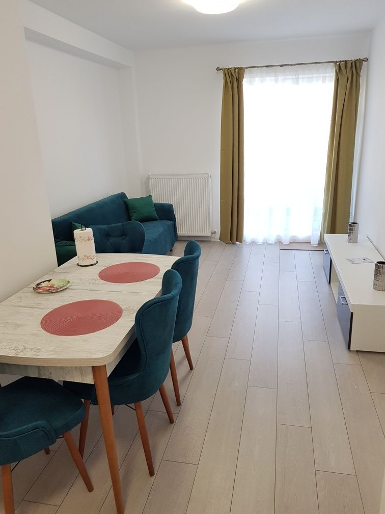 Ofer spre închiriere apartament tip studio